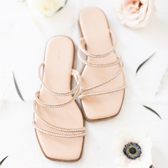 Pearl & Gold Strappy Sandals - Picture 1 of 6